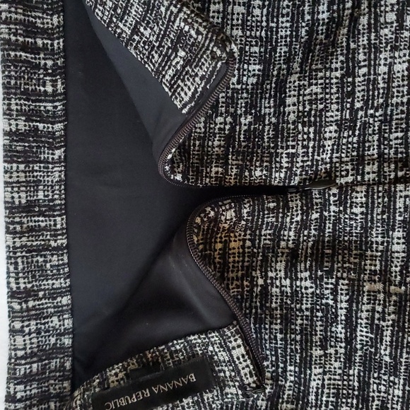 Banana Republic Women's Skirt, 6 - Picture 5 of 7